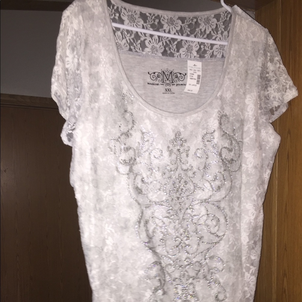 Maurice’s shirt